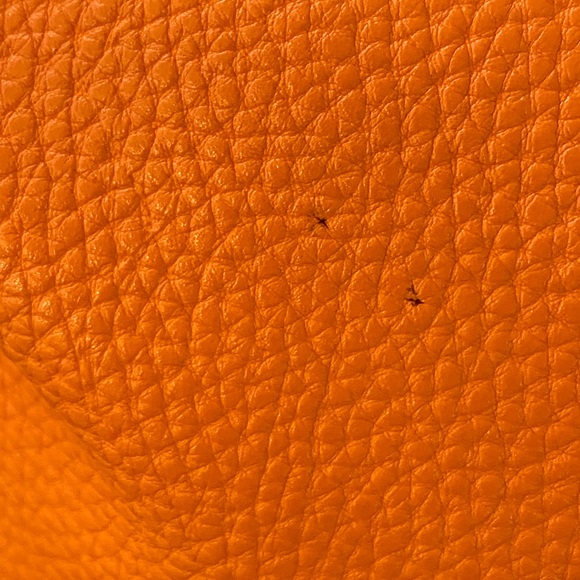 BCBG Vibrant Orange Crossbody Bag with Adjustable Strap - Picture 7 of 9